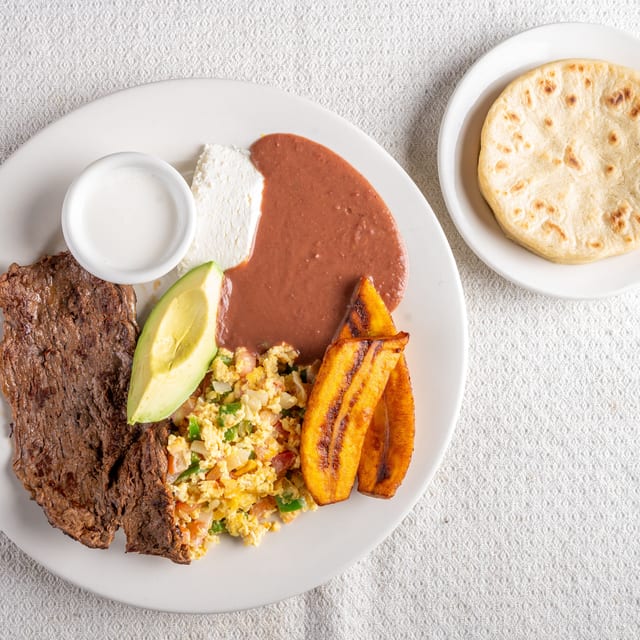 Súper Desayuno.