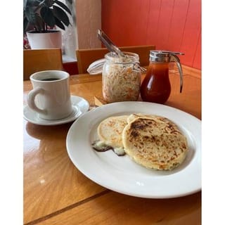 Pupusa Revueltas